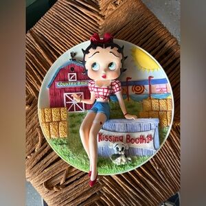 Betty Boop "Kissing Booth" 3D Sculptural Collector Plate Danbury Mint